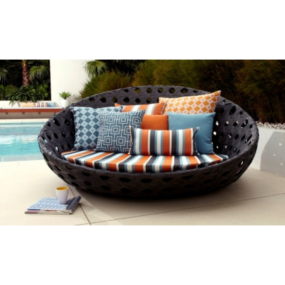 OUTDOOR I